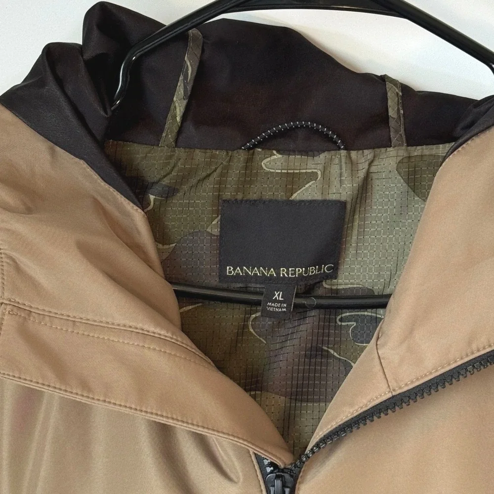 Banana Republic Mens Water‎ Resistant 3 Layer Anorak Jacket Size XL